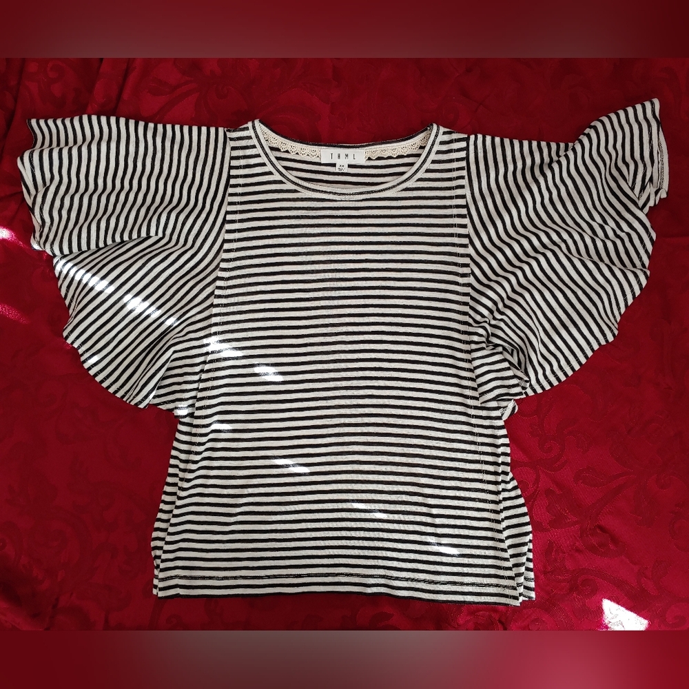 Striped Top with oversized sleeves